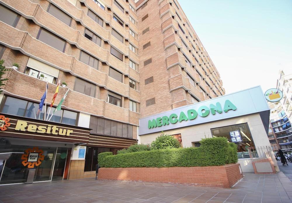 Triana In Hotel 24H Sevilla Exterior foto